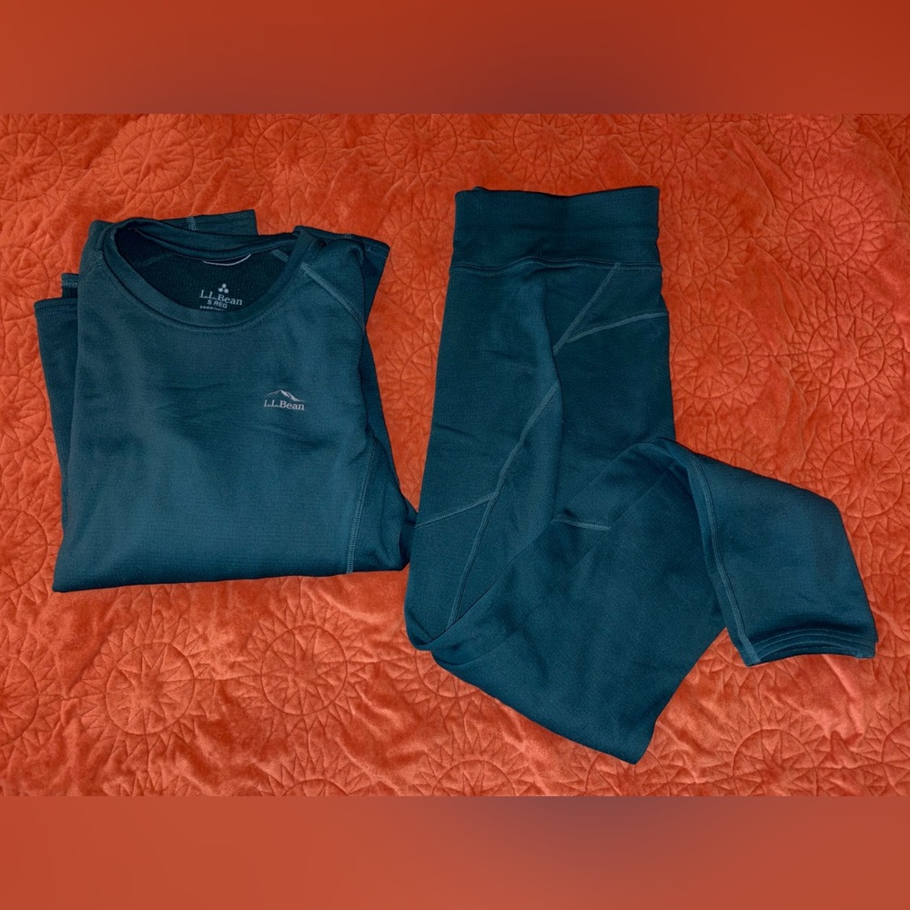L.L. Bean❄️Women’s Heavyweight Base Layer Crew Top AND Pants in Spruce - Picture 4 of 15